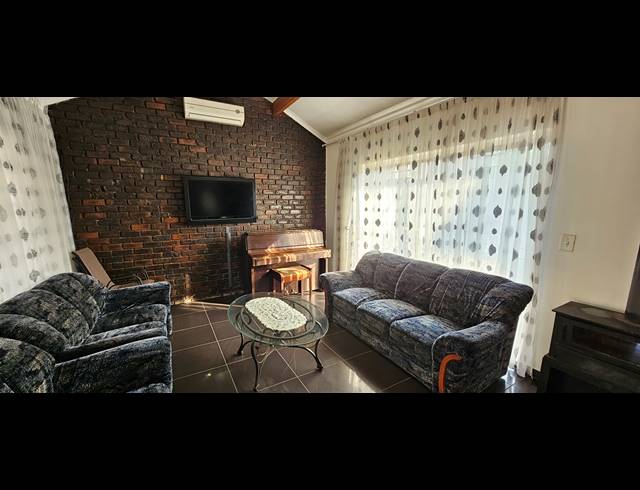 3 BEDROOM HOUSE FOR SALE IN ELANDSPARK